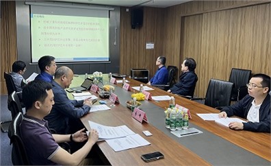 湖南省政協(xié)副主席、工商聯(lián)主席張健一行蒞臨進(jìn)芯電子指導(dǎo)工作